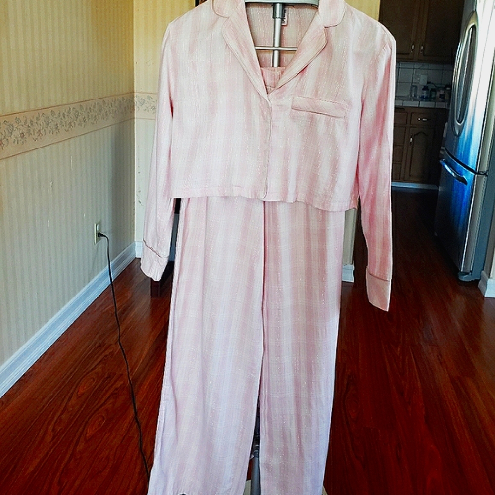 Victoria's Secret Flannel Cropped PJ